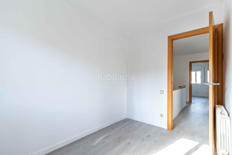 Foto 96e1d36f-5d8a-434c-8c05-363947b204ce. Casa adossada amb calefacció aparcament a Polinyà