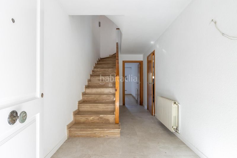 Foto de31ddf0-f6fa-4ae8-8121-9919ebbeb027. Casa adossada amb calefacció aparcament a Polinyà