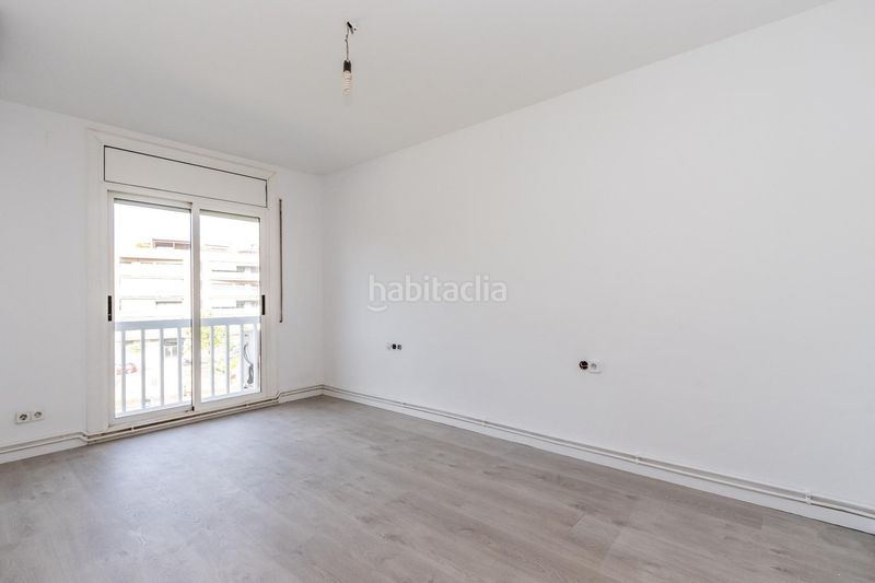 Foto df289387-a566-4b74-b84a-9598c3b59275. Casa adossada amb calefacció aparcament a Polinyà