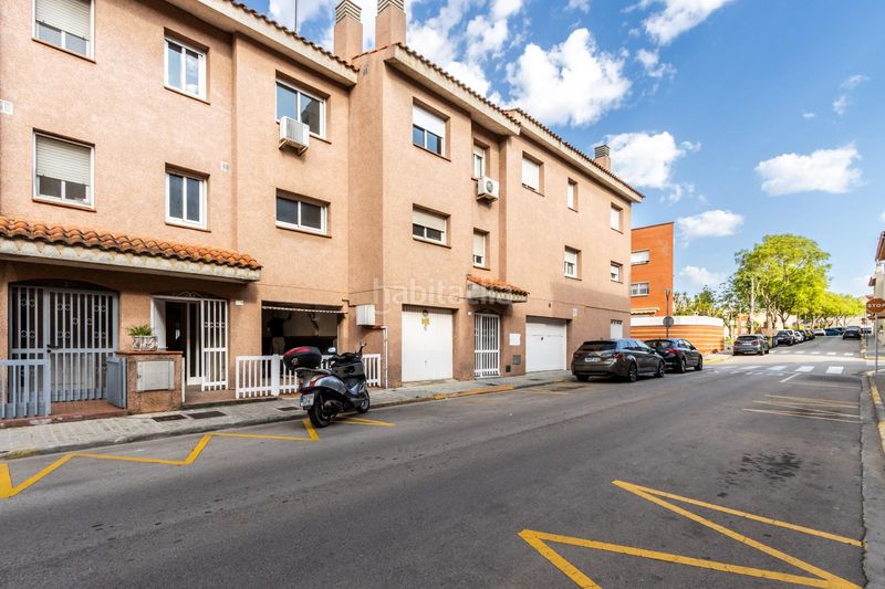 Foto f0112483-2f2b-4681-b920-3da73cf188de. Casa adossada amb calefacció aparcament a Polinyà