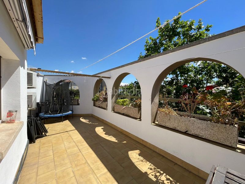 Foto dde1030c-a499-43ab-9e8e-c895e6528001. Casa amb calefacció aparcament a Gràcia Sabadell