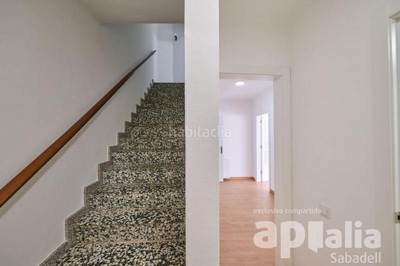 Foto 823de0ff-87ac-4531-9c85-eb50746b89de. Casa adossada amb aparcament a Sentmenat
