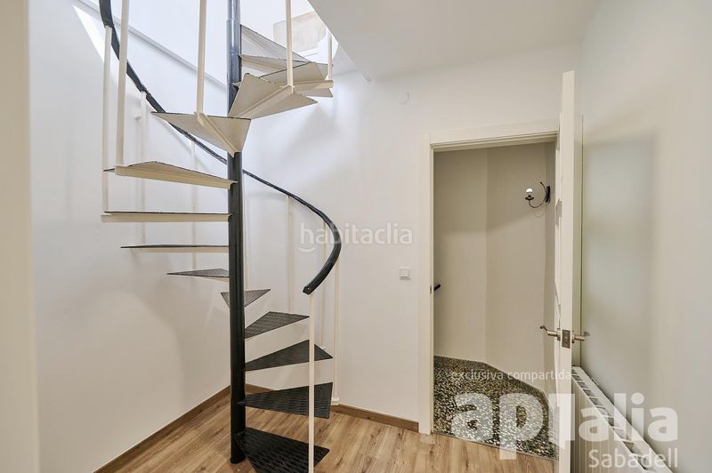 Foto 8a78ba39-8628-4ffd-b5b7-7a99acac9632. Casa adossada amb aparcament a Sentmenat