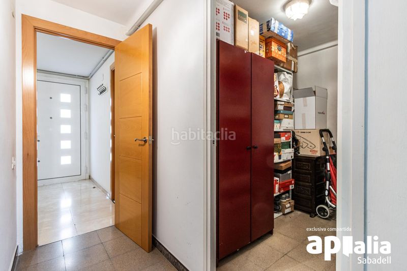 Foto 6faeba6b-2619-4f9c-ae26-e78aacbb935e. Casa amb calefacció aparcament a Creu Alta Sabadell