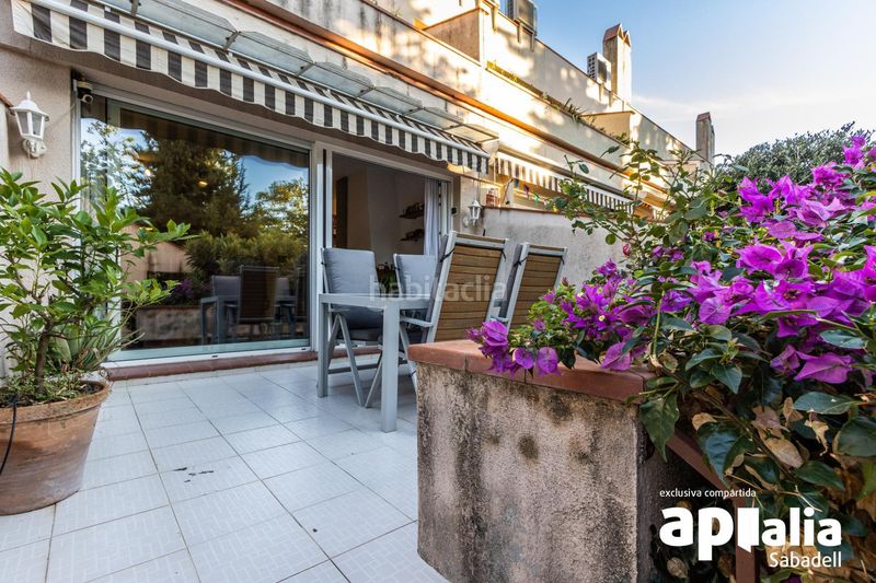 Foto a1badb9b-7cdb-4b1d-b7ab-01671be8f071. Casa amb calefacció aparcament a Creu Alta Sabadell