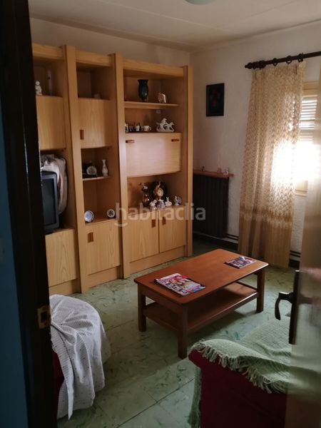 Foto a1dcc53f-d878-4c3c-bf7d-da3b3819d90b. Casa amb calefacció a Berga