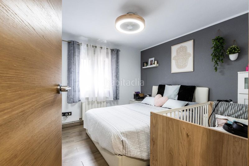 Foto d0991199-b9c0-4ece-a364-937ffca8c5f5. Pis amb calefacció a Els Merinals Sabadell