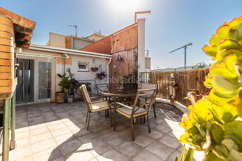 Foto f4d81853-fc75-4fdd-b677-3f445458ac3c. Casa amb calefacció a Poble Nou Terrassa
