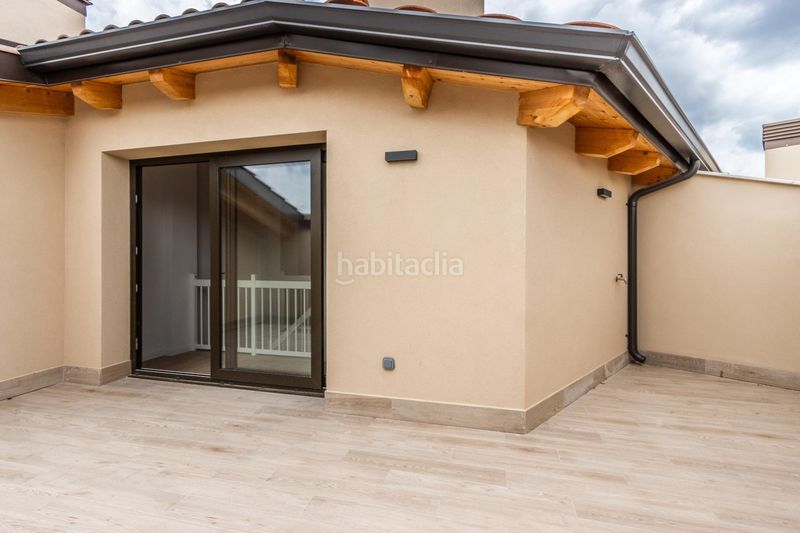 Foto 29eb678b-2e57-48cc-a850-534460a1290b. Àtic amb calefacció aparcament piscina a Poble - Casc Antic Castellar del Vallès
