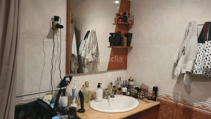 Foto 653b16c6-6f51-4238-b3d9-c62d192b24d1. Casa a Covadonga Sabadell