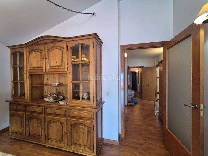 Foto 964cd120-27bc-435f-b10f-fb94ed557ada. Rent flat with heating parking in Les Escaldes Escaldes-Engordany