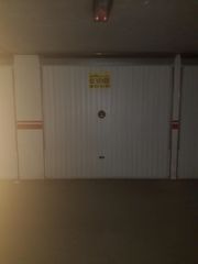 Car parking in Carretera de salamanca 102