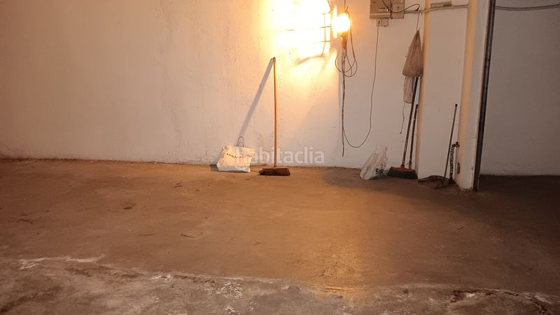 Foto f8a67a6c-0019-4531-947e-4cad83d010a9. Aparcament cotxe a Ciudad Rodrigo