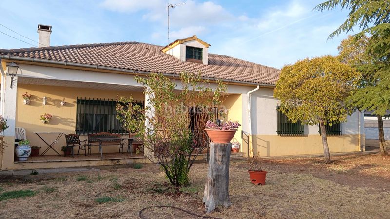 Foto c6c83436-caf7-43b6-9cd6-f00a0fc1e30a. Chalet with fireplace heating parking pool in Ciudad Rodrigo