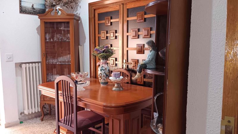 Foto f436b2f6-60cc-4d5a-9209-9f5585c15672. Chalet with fireplace heating parking pool in Ciudad Rodrigo