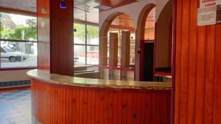 Local Comercial a Calle de Santa Teresita