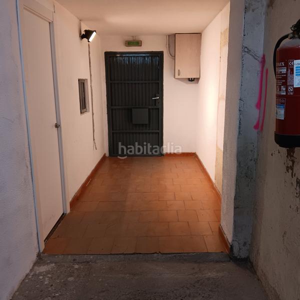 Foto 48bb41a5-f9d5-427d-8770-4ddae8dc7860. Alquiler local comercial en calle de toledo 20 en Zaragoza