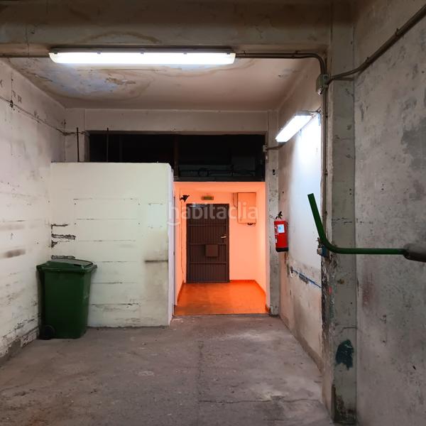 Foto b8df8170-4028-409a-b501-af5c4e3a5a09. Alquiler local comercial en calle de toledo 20 en Zaragoza