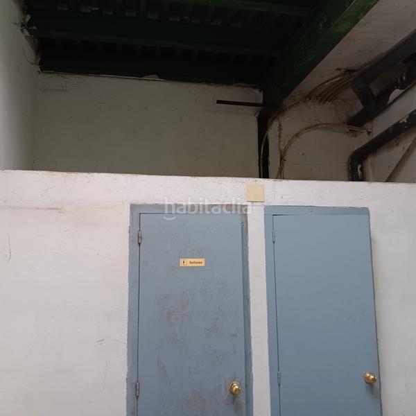 Foto 413fafe4-13f2-42c1-bc86-4d00d78b17a2. Location local commercial dans calle de toledo 20 dans Zaragoza