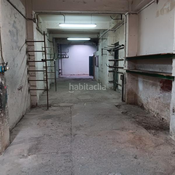 Foto ecafbf2c-6086-4965-9b00-fa0eb7e37079. Location local commercial dans calle de toledo 20 dans Zaragoza