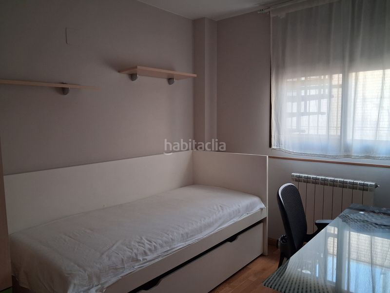 Foto e41a8cd4-2810-4ab8-a5ad-ea64915f0a43. Lloguer àtic amb calefacció aparcament a Las Delicias Zaragoza