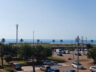 Piso en Nucli Antic. Amplio piso con vistas al mar en el centro – 97 m², 4 dormitorio