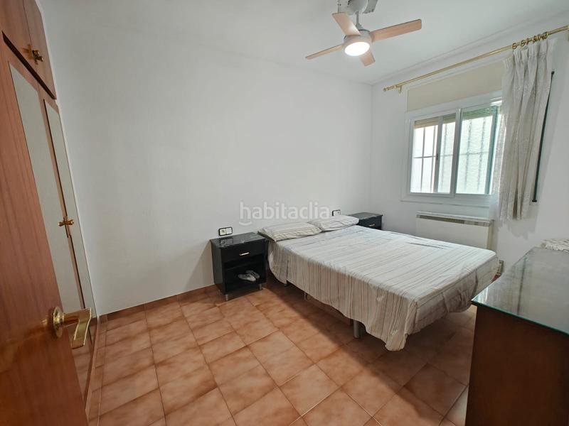 Foto 0fa2b59b-d04c-4f03-b55b-fb7477866c43. Pis amb xemeneia a Nucli Antic Cunit