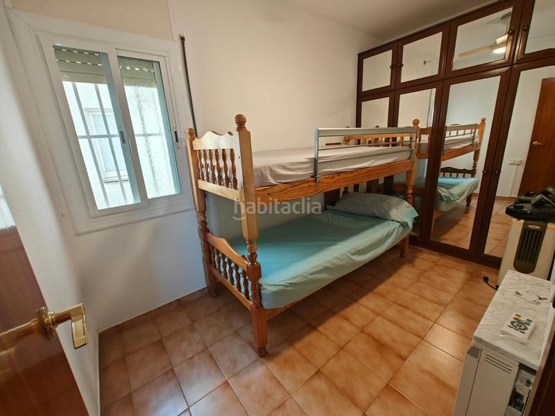 Foto a463e0ad-b4fd-4384-bf3a-ef5d387c6ec7. Pis amb xemeneia a Nucli Antic Cunit