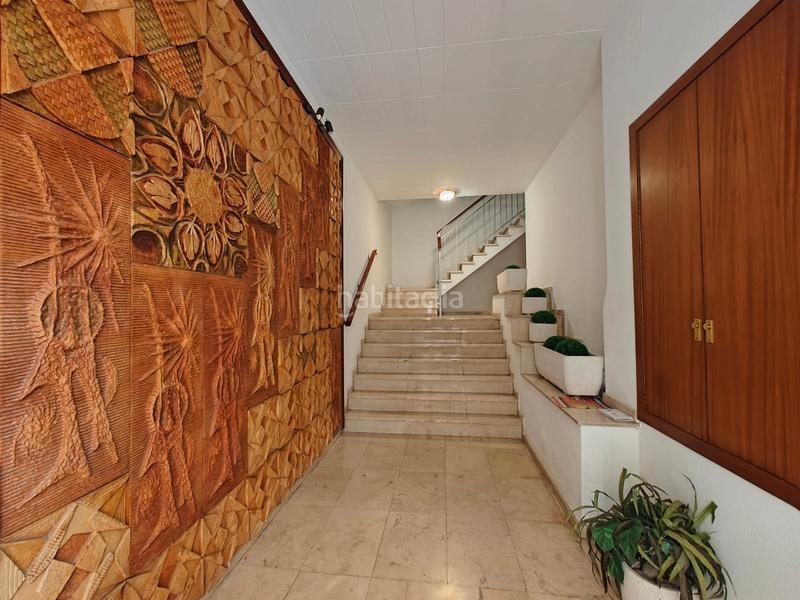 Foto fc84c10d-c940-4aa0-b26e-7033126fdf22. Pis amb xemeneia a Nucli Antic Cunit