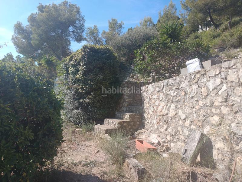 Foto 06e0804c-b8db-49a2-8b20-3a21b4276e63. Casa amb xemeneia piscina a costa Cunit - els jardins - els rosers Cunit