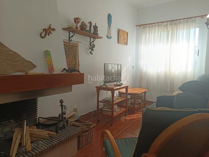 Foto 0f4f0a5c-e5f1-40e3-87e6-f770e57b3479. Casa amb xemeneia piscina a costa Cunit - els jardins - els rosers Cunit