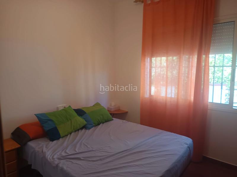 Foto 7c520a5d-959d-4c2a-9306-6c84ec3a4044. Casa amb xemeneia piscina a costa Cunit - els jardins - els rosers Cunit