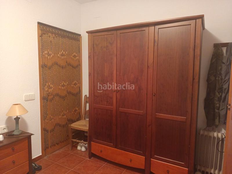 Foto 8cd492cf-da73-4749-910a-1fa5f8e23519. Casa amb xemeneia piscina a costa Cunit - els jardins - els rosers Cunit