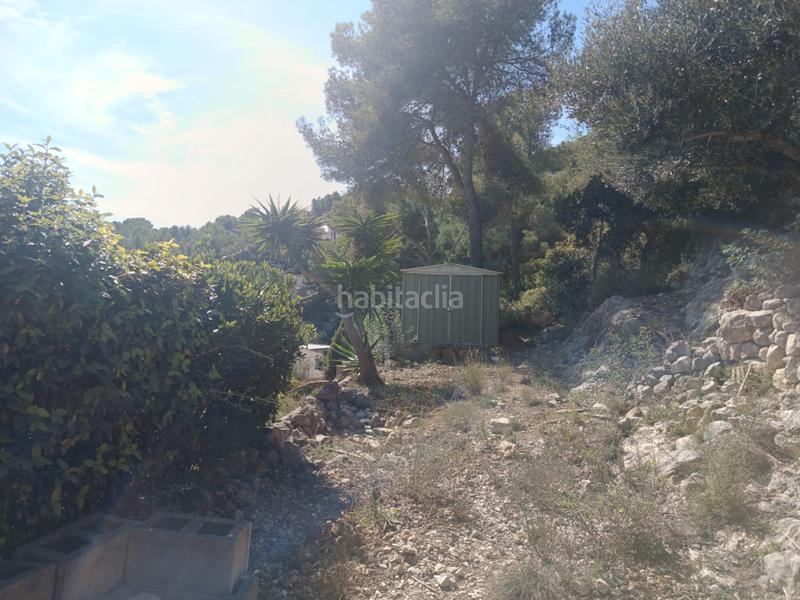 Foto bb368f9e-6e43-4ca5-9a82-c2028981d176. Casa amb xemeneia piscina a costa Cunit - els jardins - els rosers Cunit