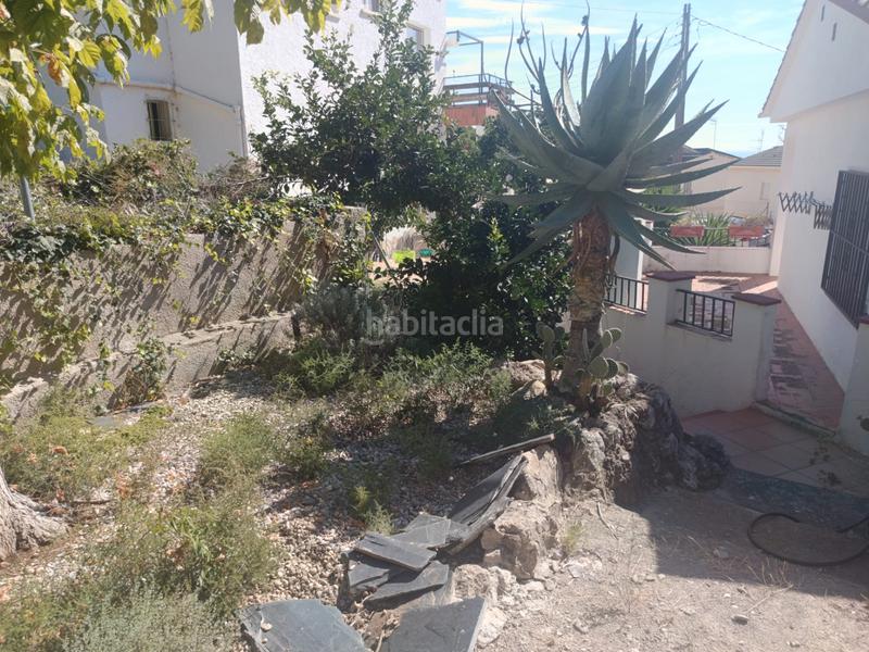 Foto c5387462-008f-466f-b6f3-adbd49ef7ed8. Casa amb xemeneia piscina a costa Cunit - els jardins - els rosers Cunit