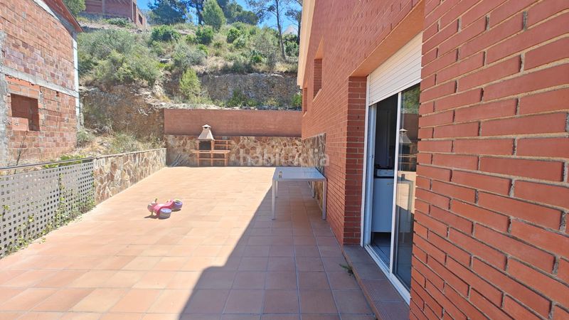 Foto 4e738630-9376-4892-bd0e-410b1da14841. Chalet espectacular casa independiente con piscina, aerotermia y 665 m² de parcela en Castellet i la Gornal