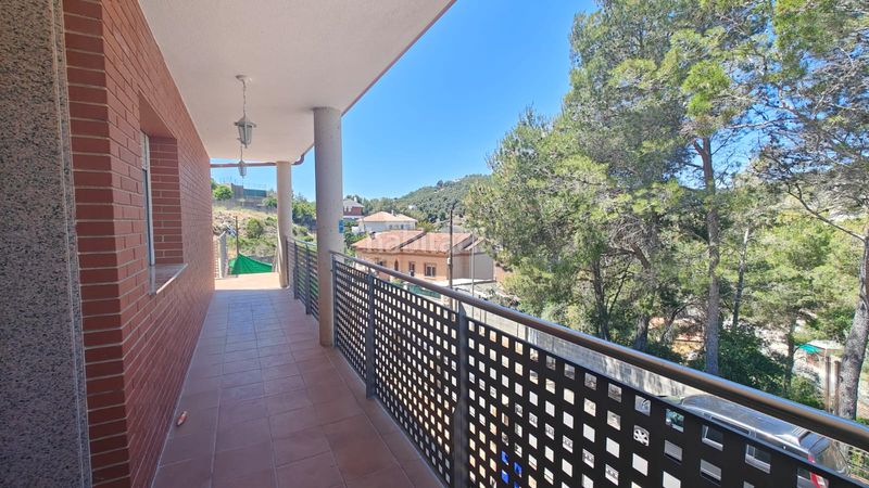 Foto 57c660df-2a1b-4518-adab-7b94dff8edeb. Chalet espectacular casa independiente con piscina, aerotermia y 665 m² de parcela en Castellet i la Gornal