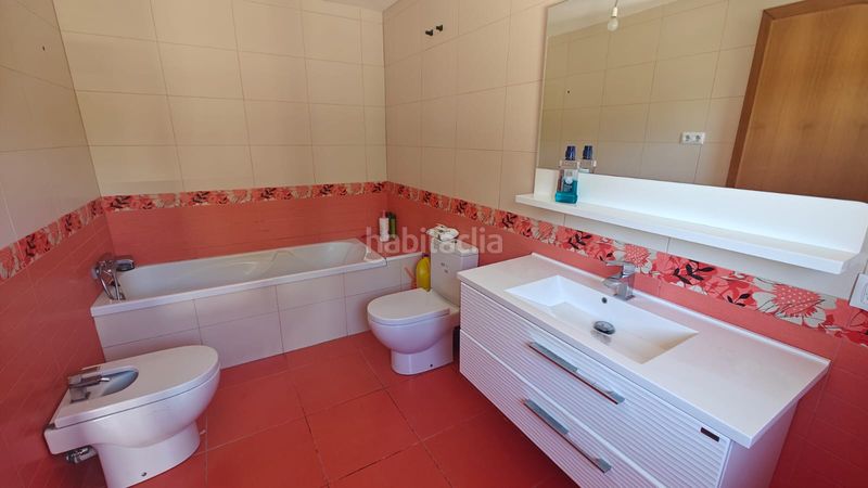 Foto cf745b51-5bed-4b78-bfc3-a2bb47e5d943. Chalet espectacular casa independiente con piscina, aerotermia y 665 m² de parcela en Castellet i la Gornal