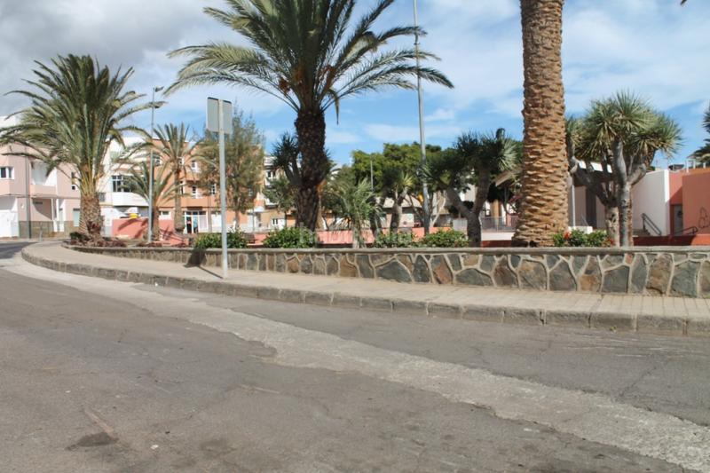 Foto 4742f5a7-31d2-4a18-bd12-f07fe303878f. Aparcament cotxe a Carrizal Ingenio