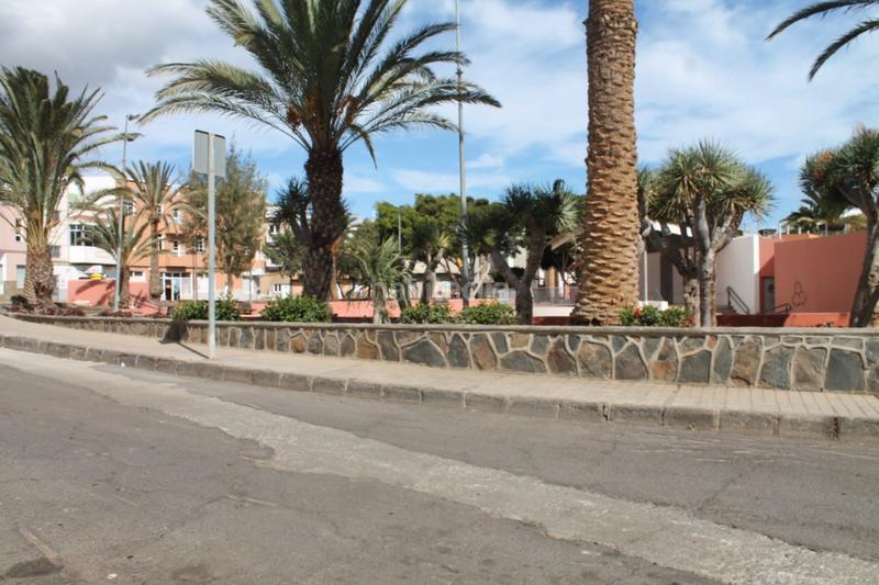 Foto 95e8fa05-3a30-4ca9-8eb1-d9b591fe85b6. Aparcament cotxe a Carrizal Ingenio