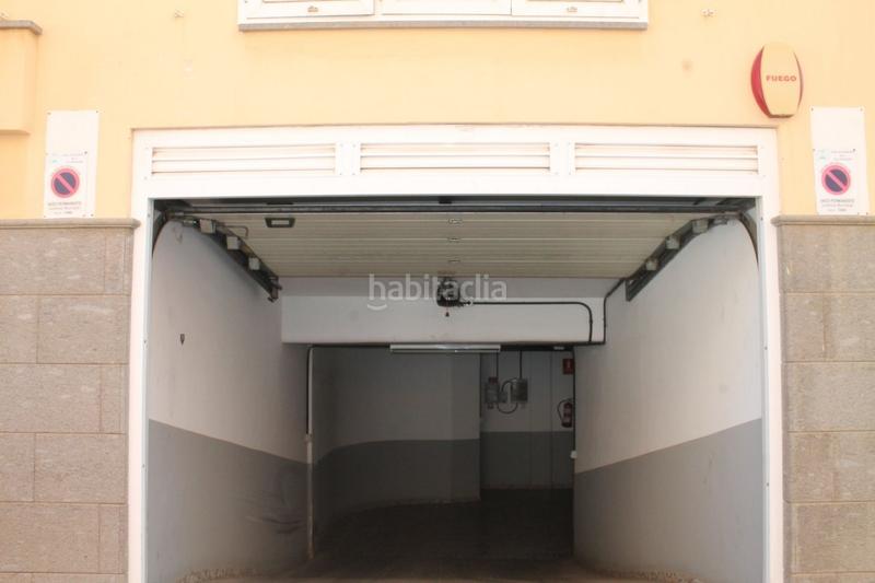 Foto fef34021-155d-4ae6-8f69-5287b55b9a0b. Aparcament cotxe a Carrizal Ingenio