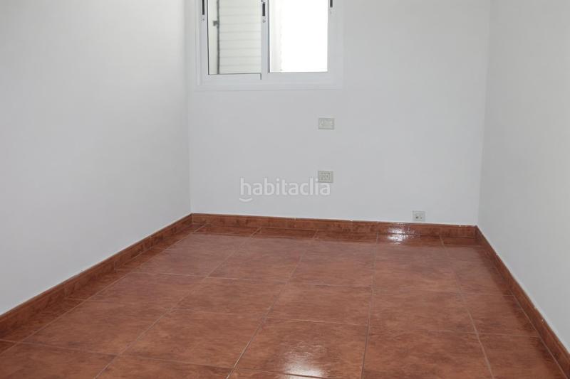 Foto f3da3949-1fca-45a4-89b7-66abb443ffa6. Piso  con garaje y trastero en el pueblo de jinámar, en Telde