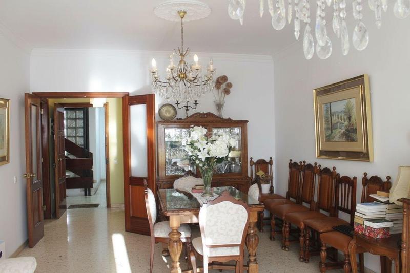 Foto 2ae25430-39b8-47b6-b4fc-18698a5812aa. Appartamento con parcheggio in Arenales - Lugo - Avenida Marítima Palmas de Gran Canaria (Las)