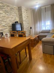Affitto Duplex in La Calzada. Calzada