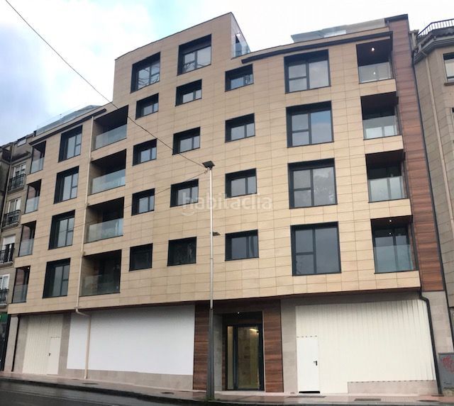 Foto f88c02e8-5608-4668-9464-5dc24406bd01. Local comercial a Zona Fernández Labreda Pontevedra
