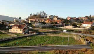 Terreny residencial a O  Burgo - Campus Universitario. Terreno edificable en lerez para 1 o 2 chalets con proyecto de s