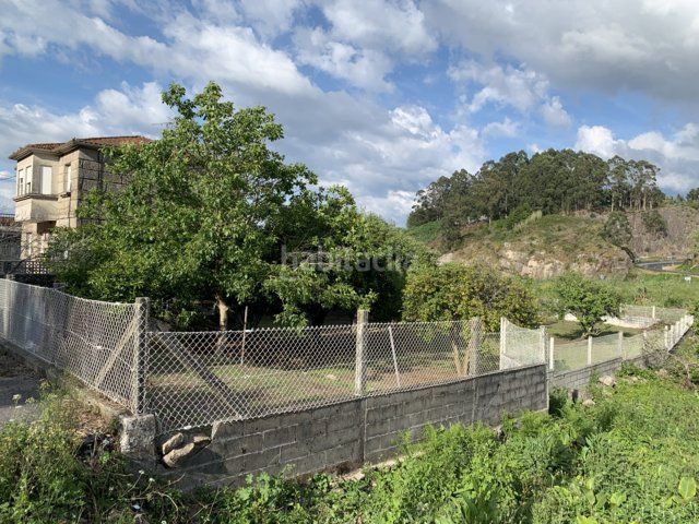 Foto 32a2a731-ff33-4489-b4d9-93ee12e971ea. Casa amb calefacció aparcament a Zona Fernández Labreda Pontevedra