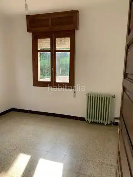 Foto 4f153f4f-93e4-46b7-93b3-f403468eef0e. Casa amb calefacció aparcament a Zona Fernández Labreda Pontevedra