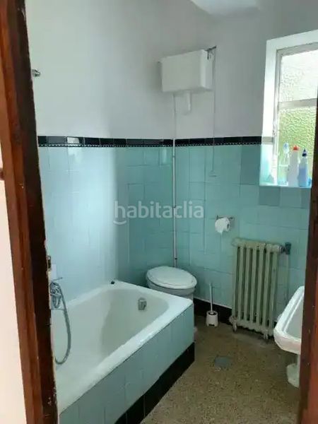 Foto 99e47b10-cba0-49a4-b5e1-60889d13fc92. Casa amb calefacció aparcament a Zona Fernández Labreda Pontevedra