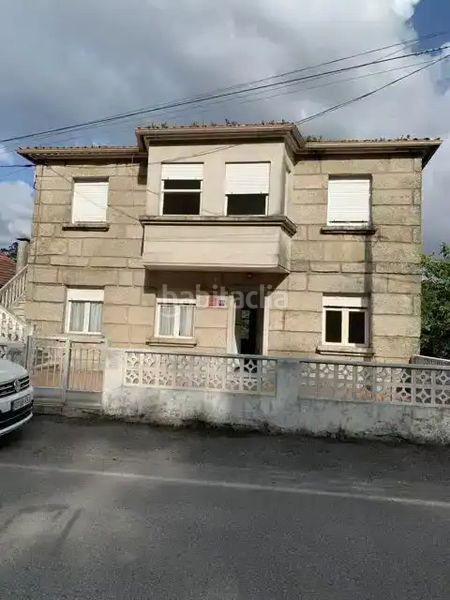Foto bea8821b-696c-4a14-a7c9-861ec4abb452. Casa amb calefacció aparcament a Zona Fernández Labreda Pontevedra